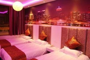 Jicheng  Zhengzhou Love Theme Hotel מראה חיצוני תמונה